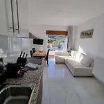 Aaa Ana מלון דירות 3*