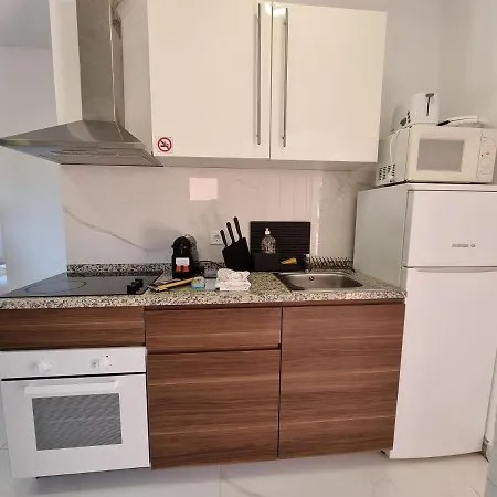 Aaa Ana Aparthotel