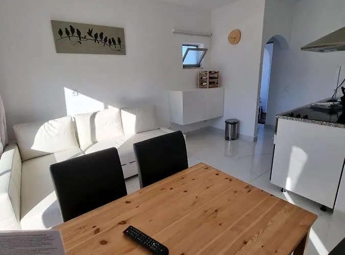 Aaa 3* البوفيرا